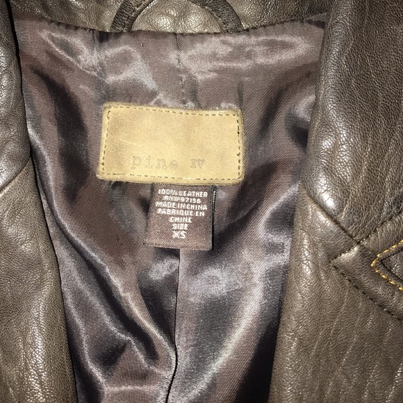 Pine IV - Leather Jacket - Picture 2 of 5